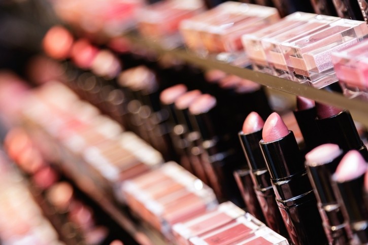 “We have a clear plan to accelerate our momentum and continue delivering a best-in-class assortment and engaging experiences for our guests," Ulta Beauty CEO Dave Kimball shared in the company's press release on its Q1 FY2024 results. © Jun Getty Images